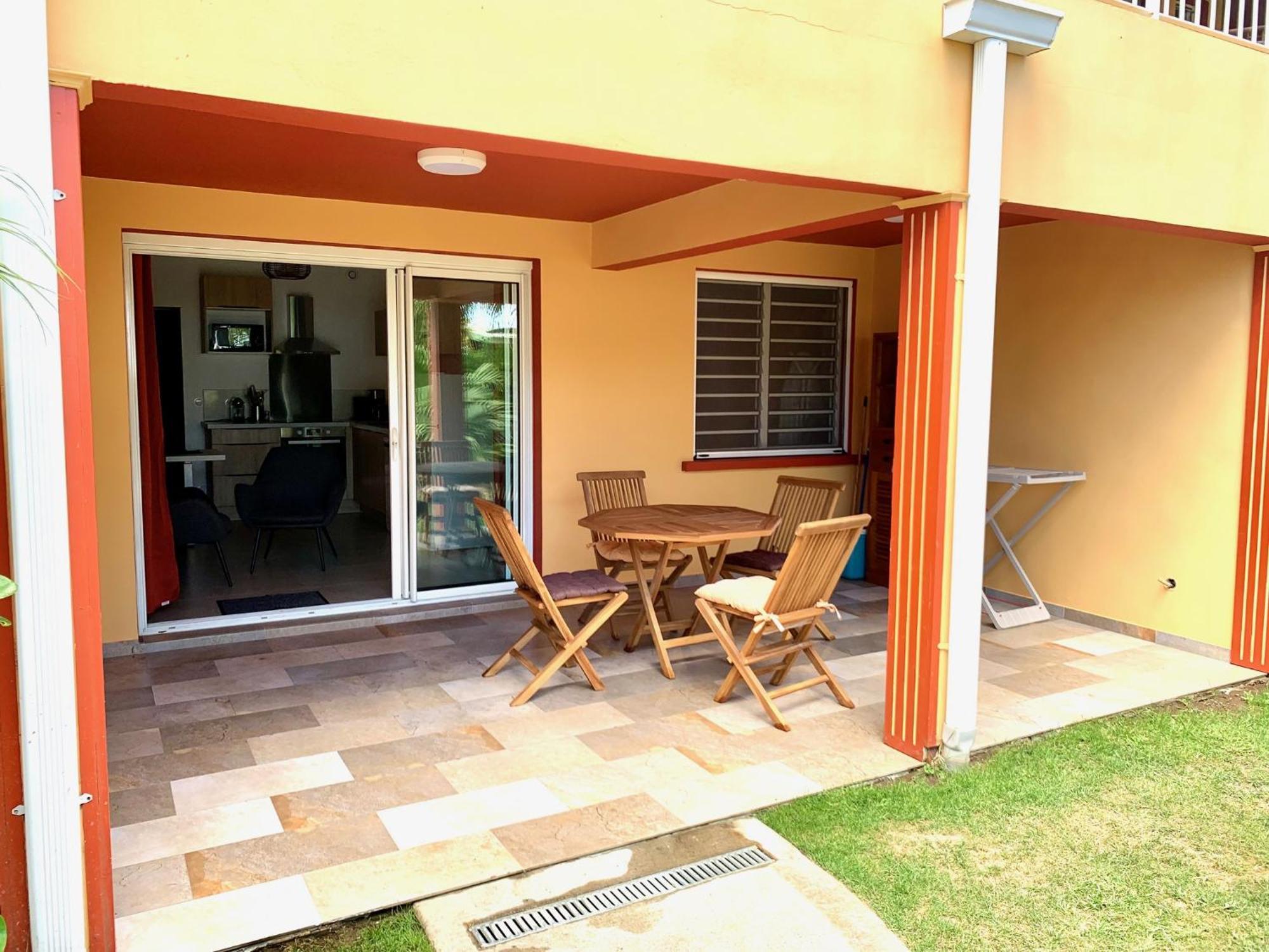 Residence Les Lataniers Сен-Лё Экстерьер фото