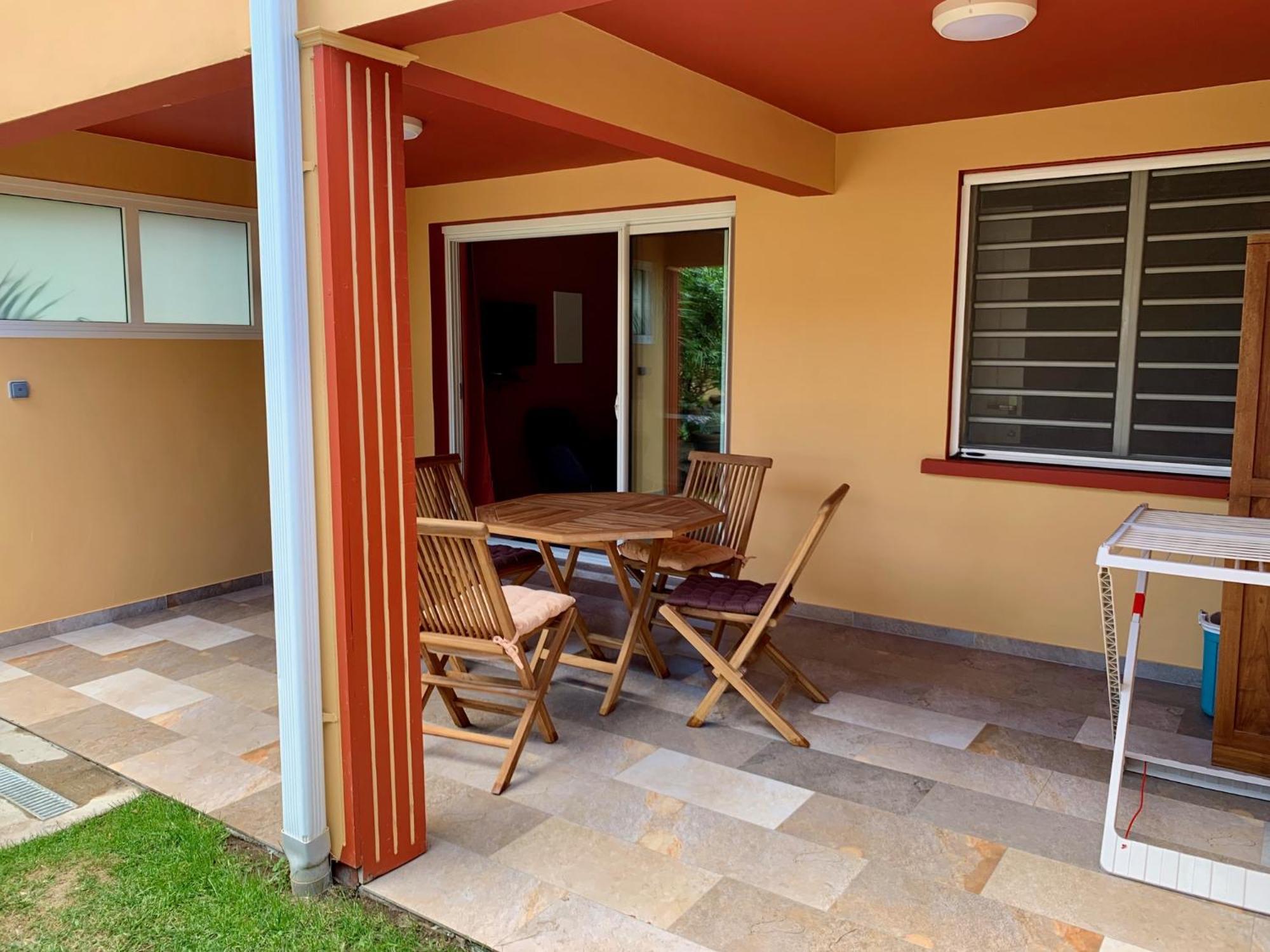 Residence Les Lataniers Сен-Лё Экстерьер фото